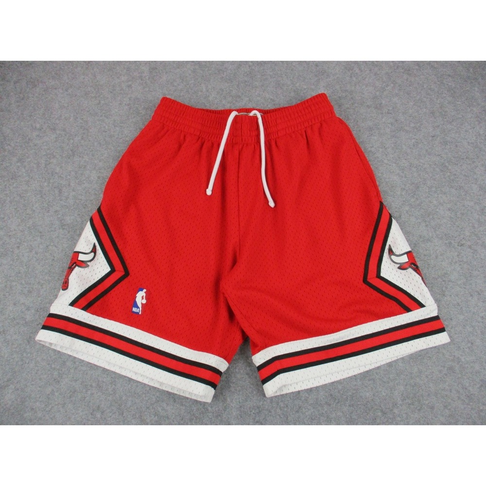 Chicago Bulls Shorts Men Large Red Mitchell Ness NBA Basketball Diamond Swingman